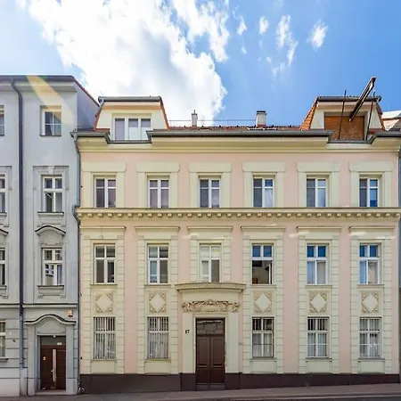 Historical Hideaway Братислава