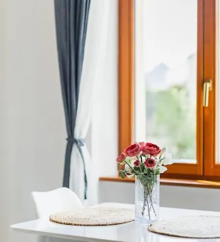 Historical Hideaway Apartment