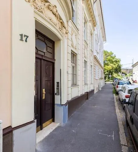 Apartment Historical Hideaway Bratislava